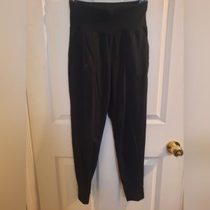 UA active wear pant